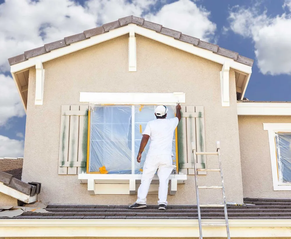 Slide of Lumin General Contractors