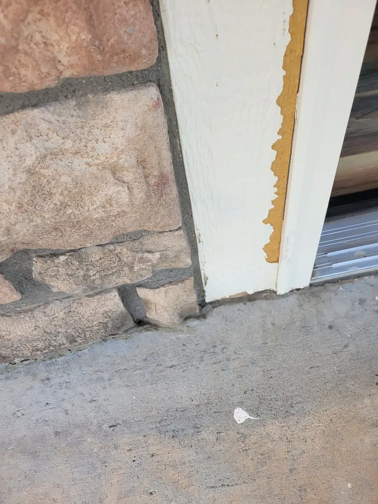 Slide of Lumin General Contractors