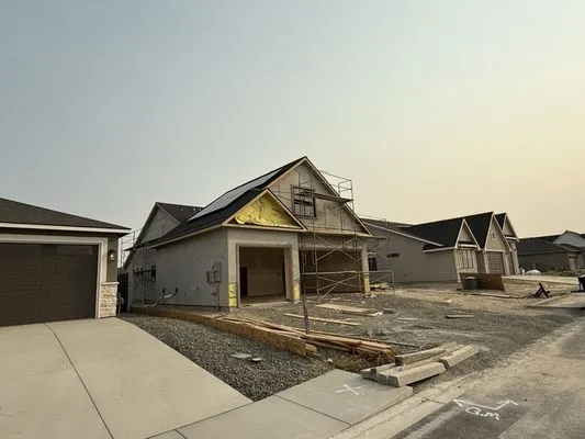 Luminary Roofing & Construction