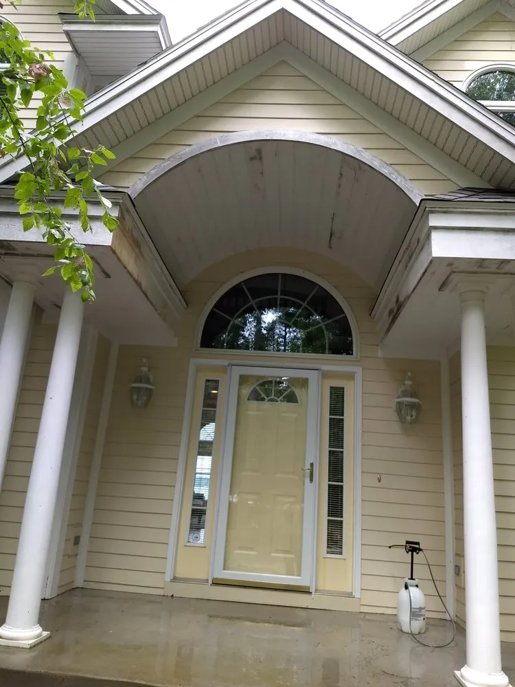 Slide of Luminex Window Cleaning