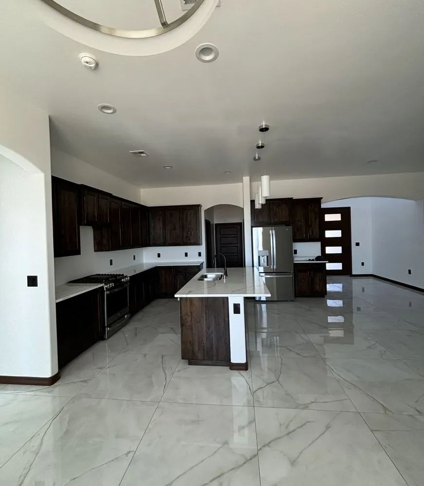 Slide of Luminis Construction