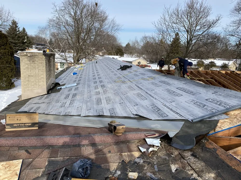 Slide of Luna carpentry