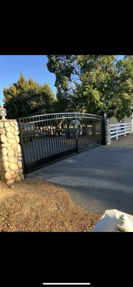 Slide of Luna Construction And Renovations