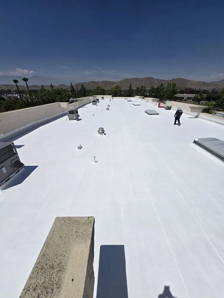 Slide of Luna Roof Repair