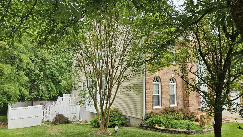 Slide of Luna Roofing & Siding