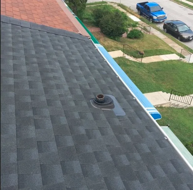 Slide of Luna Roofing & Siding