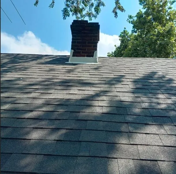 Slide of Luna Roofing & Siding