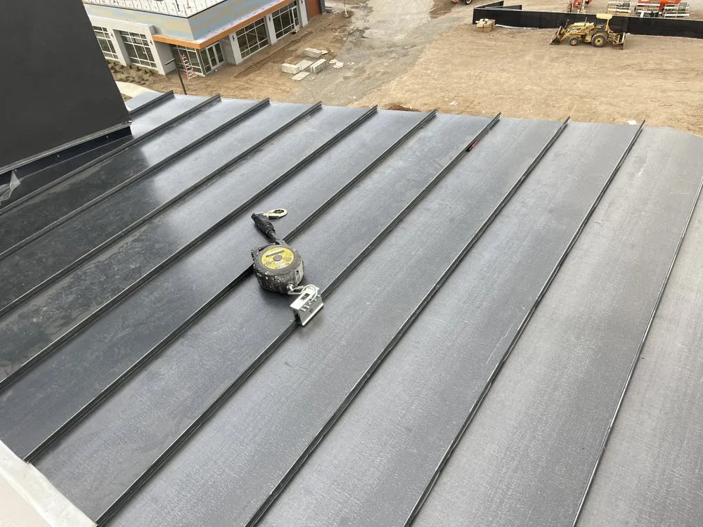 Slide of Luna Roofing & Waterproofing