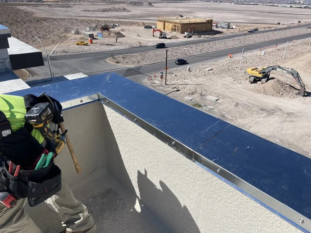 Slide of Luna Roofing & Waterproofing