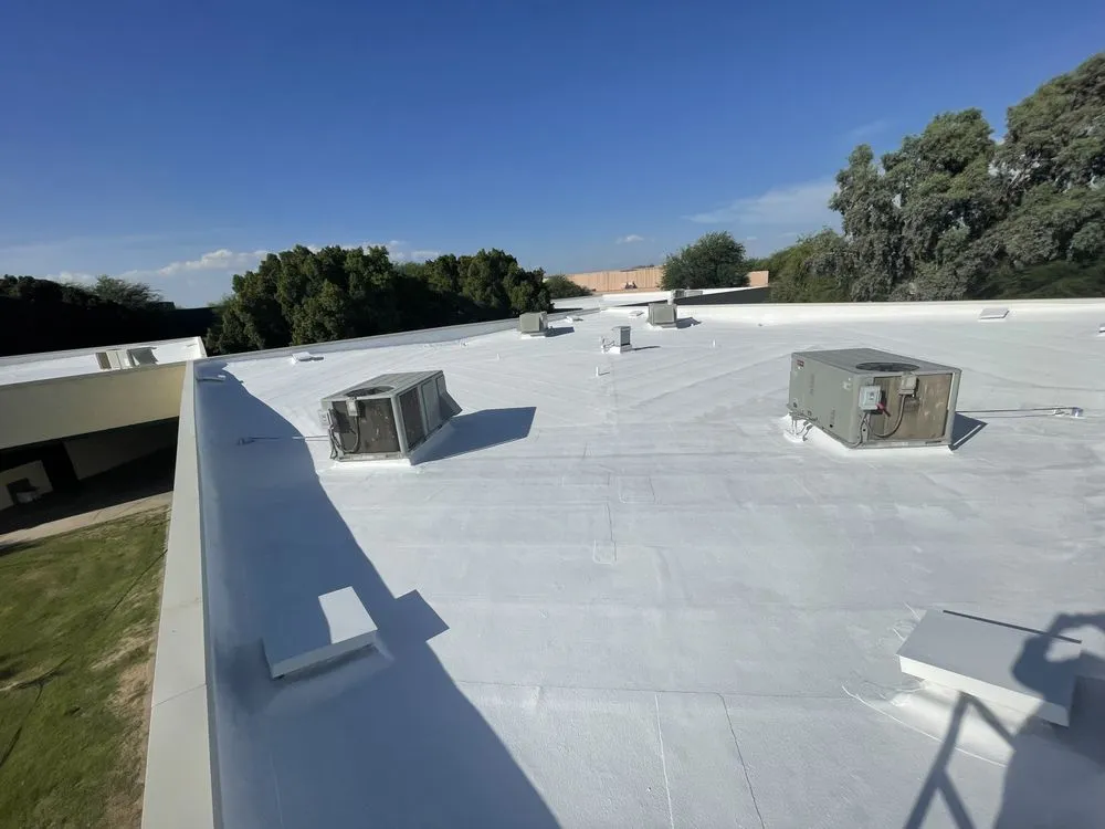 Slide of Luna Roofing & Waterproofing