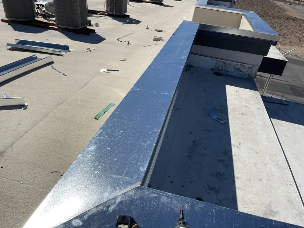 Slide of Luna Roofing & Waterproofing