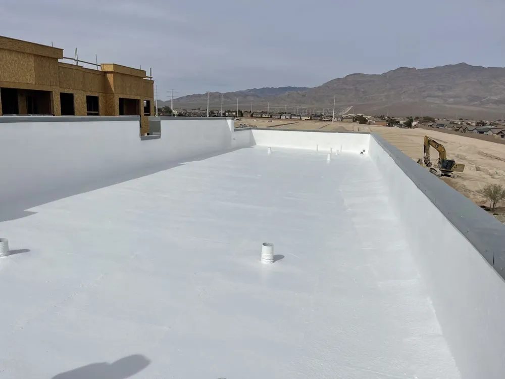 Slide of Luna Roofing & Waterproofing