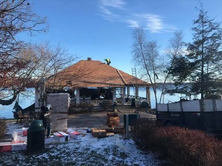 Slide of Luna Roofing