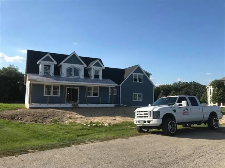 Slide of Luna Roofing