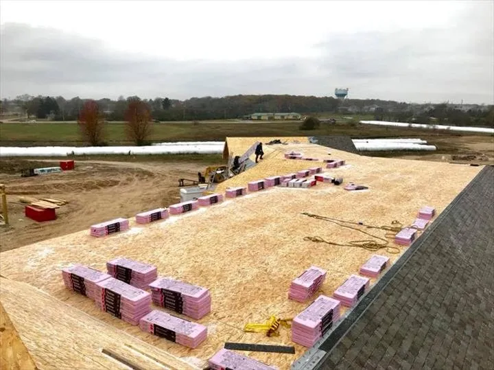 Slide of Luna Roofing