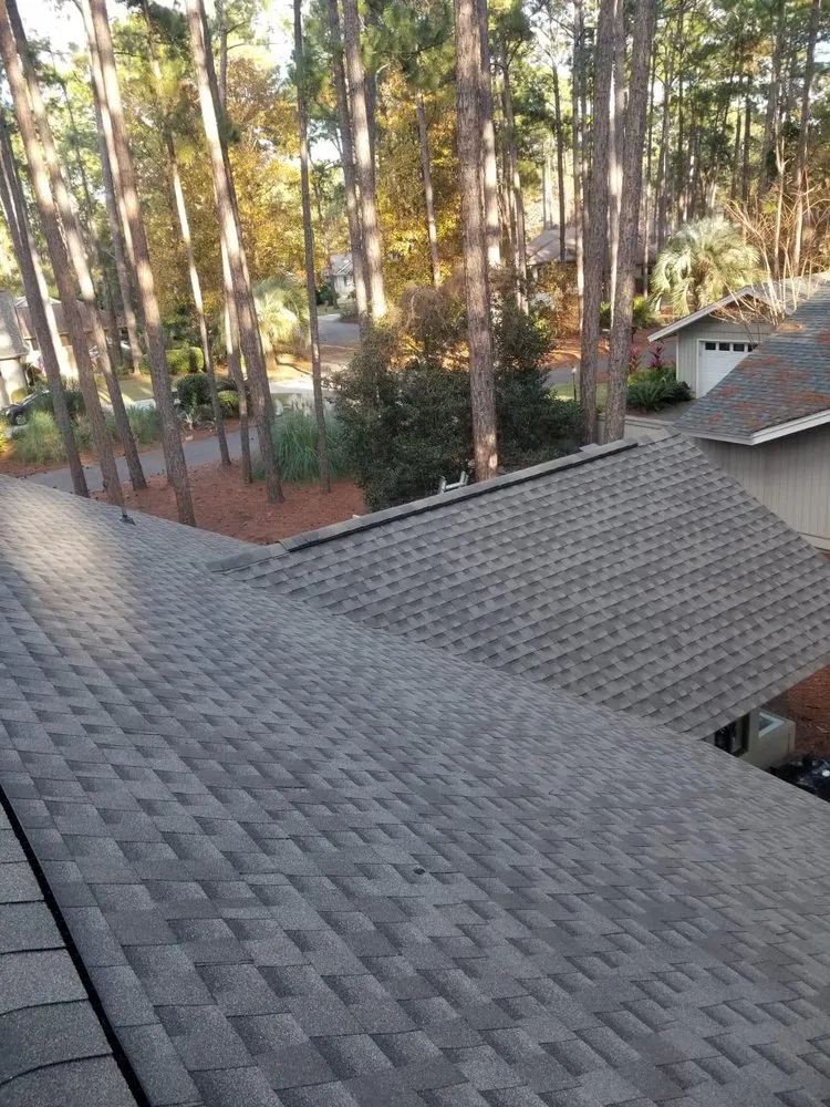 Slide of Luna Roofing