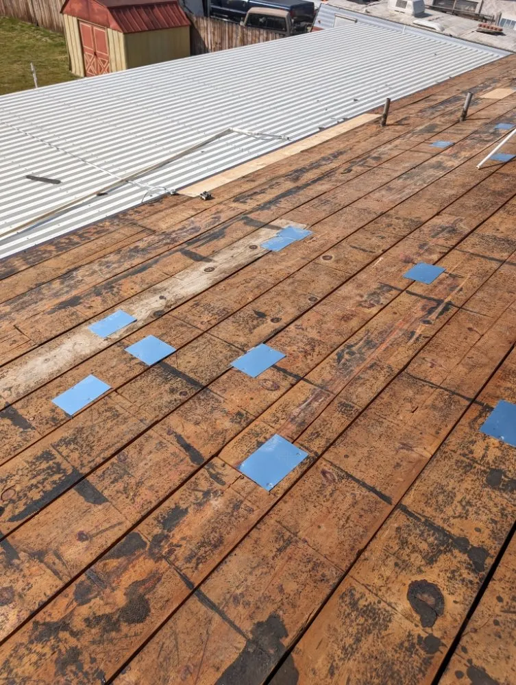 Slide of Luna Roofing