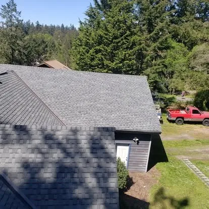 Slide of Luna Roofing