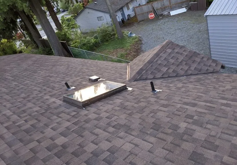 Slide of Luna Roofing