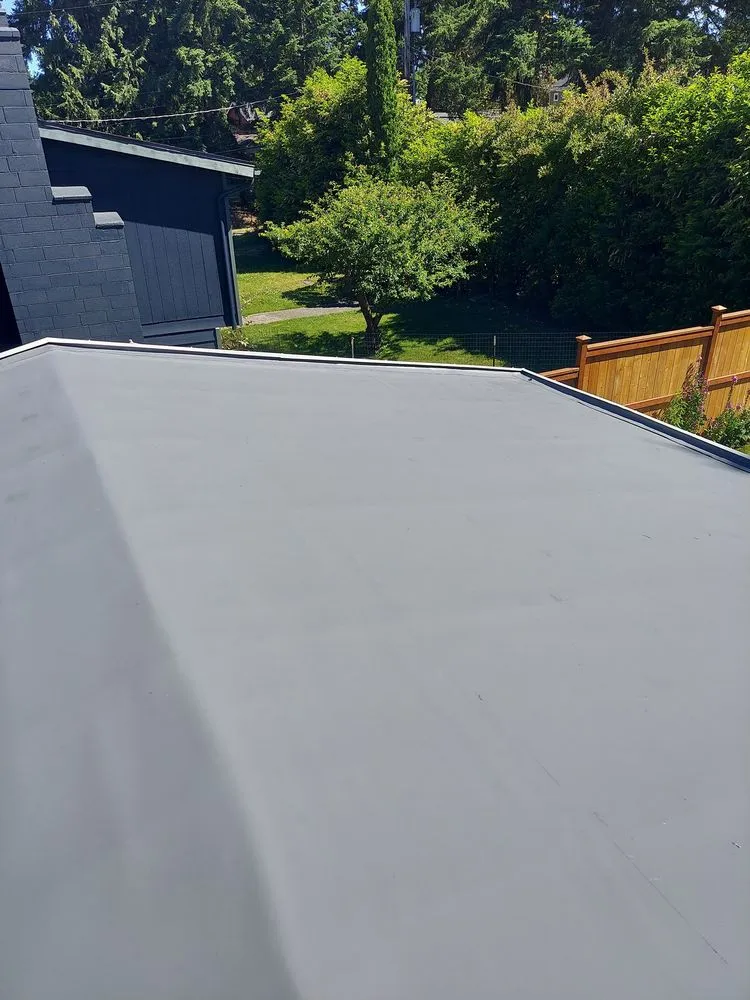 Slide of Luna Roofing