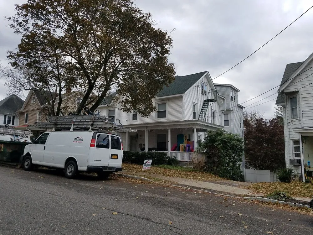 Emergency roof leak repair experts serving New Hampton, NY - Luna Siding and Roofing