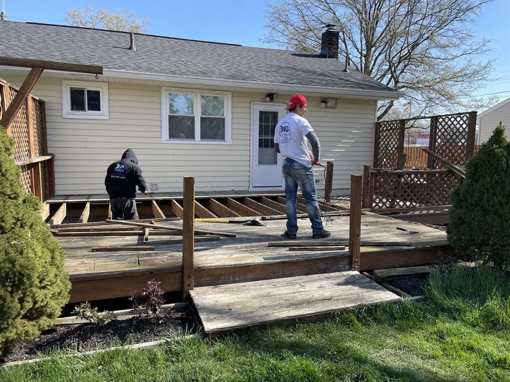 Slide of Luna’s Home Improvement