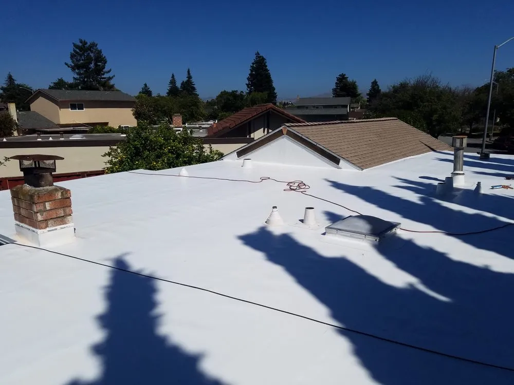 Slide of Lundy Solar and Roofing Co