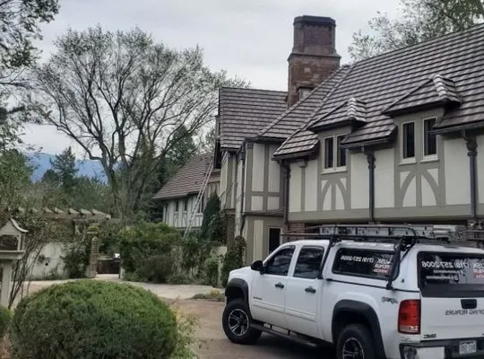 Lusk Repair Services Logo