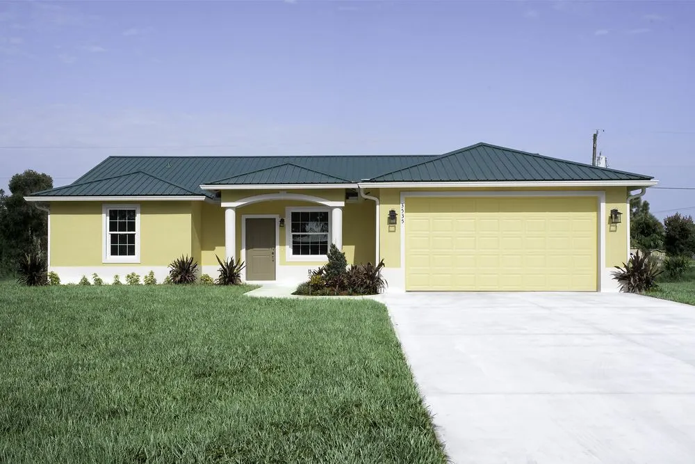 Slide of Luviano Roofing