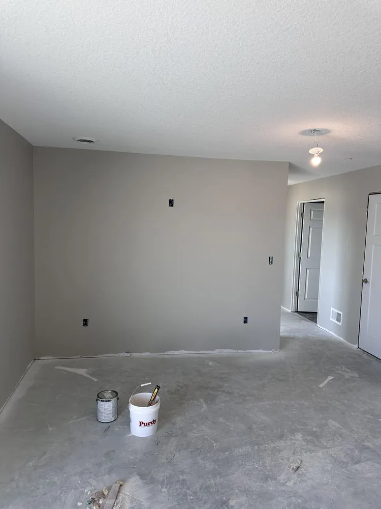 Slide of Lux Builders