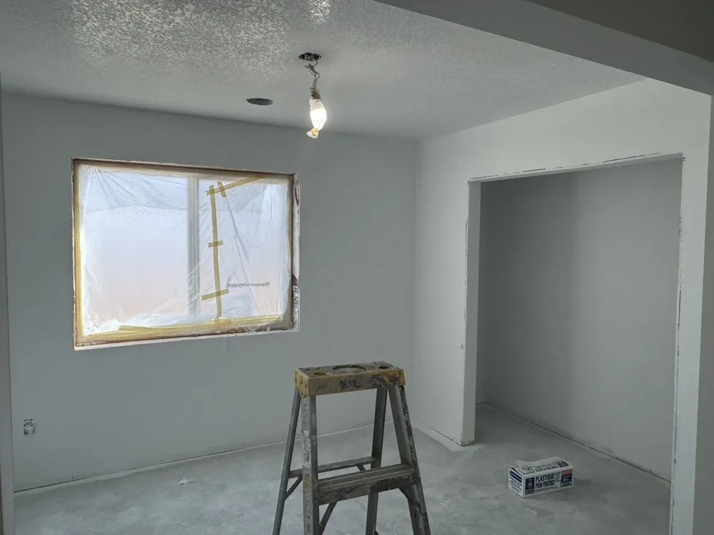 Slide of Lux Builders