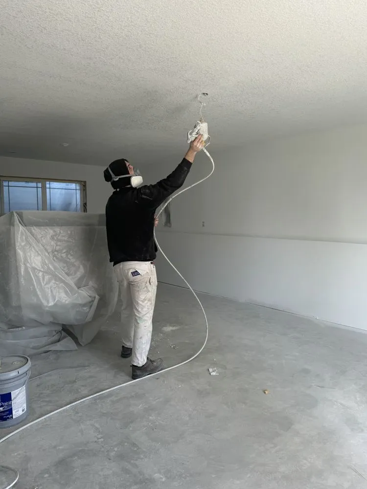 Slide of Lux Builders