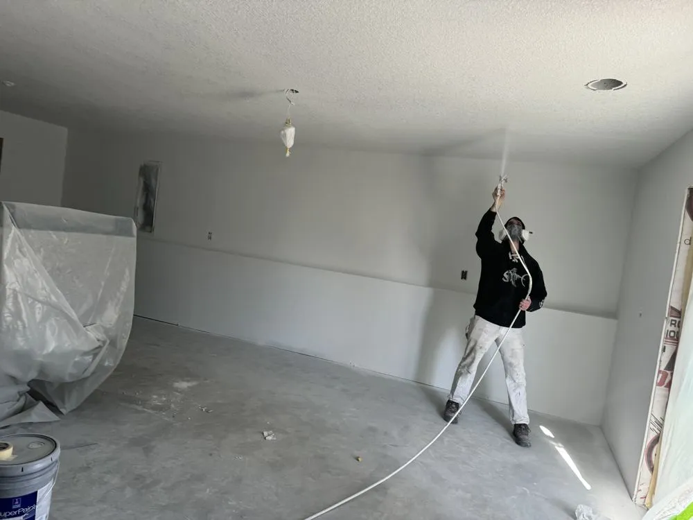 Slide of Lux Builders