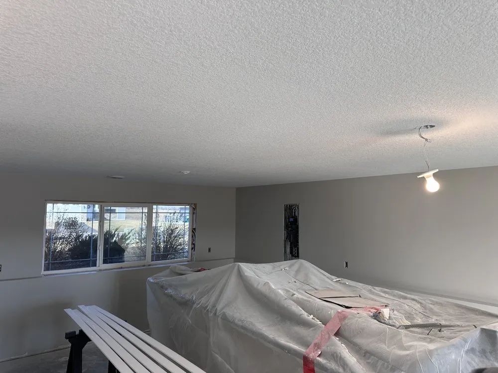 Slide of Lux Builders