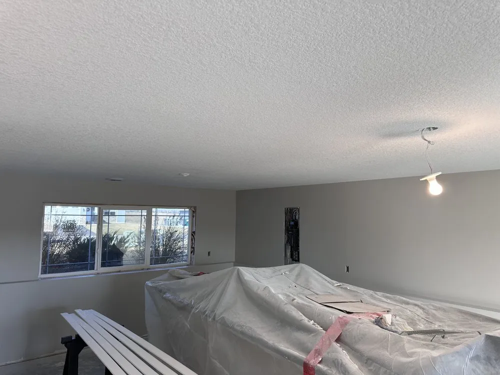 Slide of Lux Builders