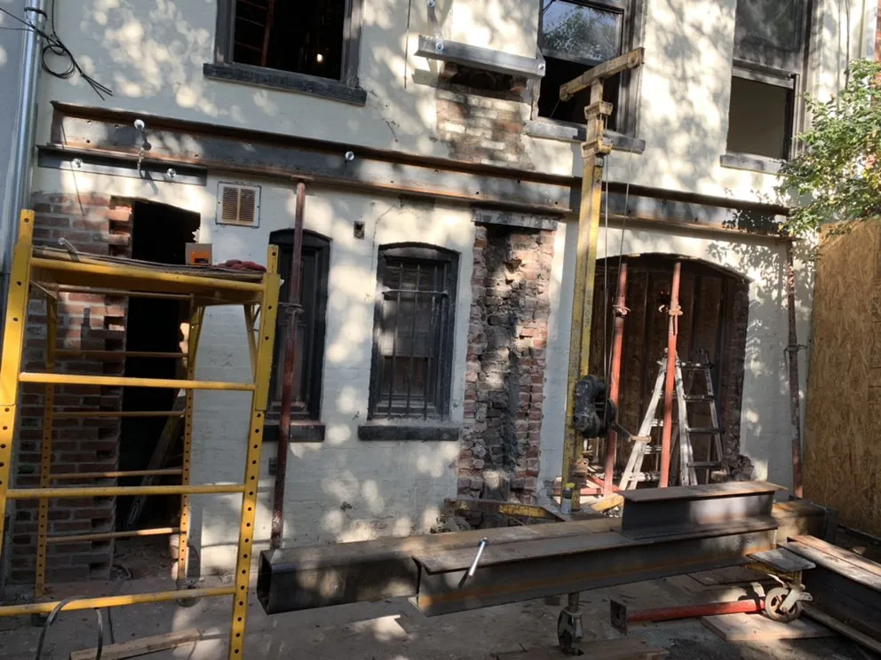 Slide of Lux Design Construction Company