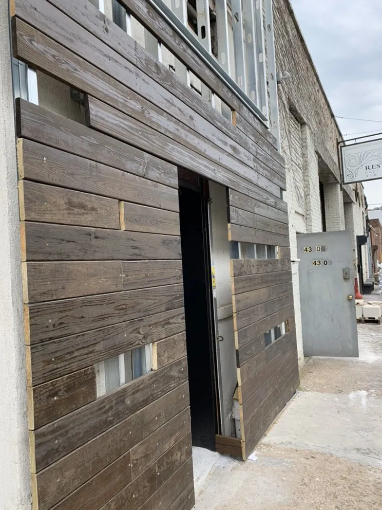 Slide of Lux Design Construction Company