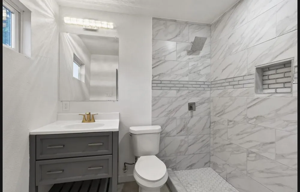 Slide of Lux Estate Group