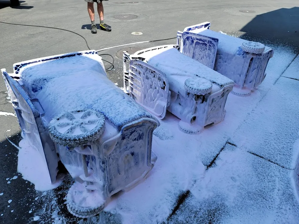 Slide of LUX Home Services