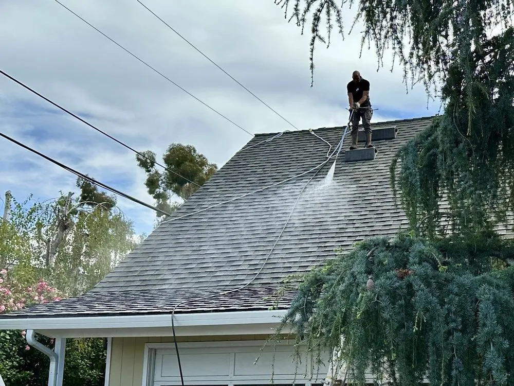 Slide of LUX Home Services