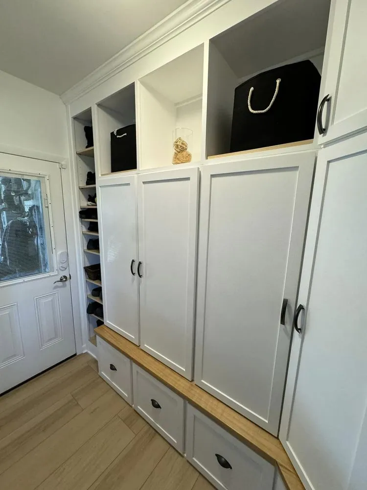 Slide of Luxe Construction