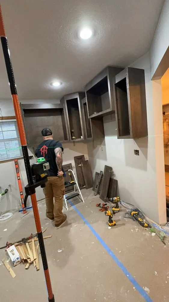 Slide of Luxe Construction