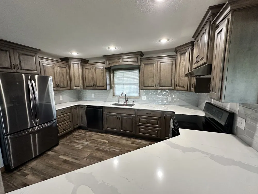 Slide of Luxe Construction