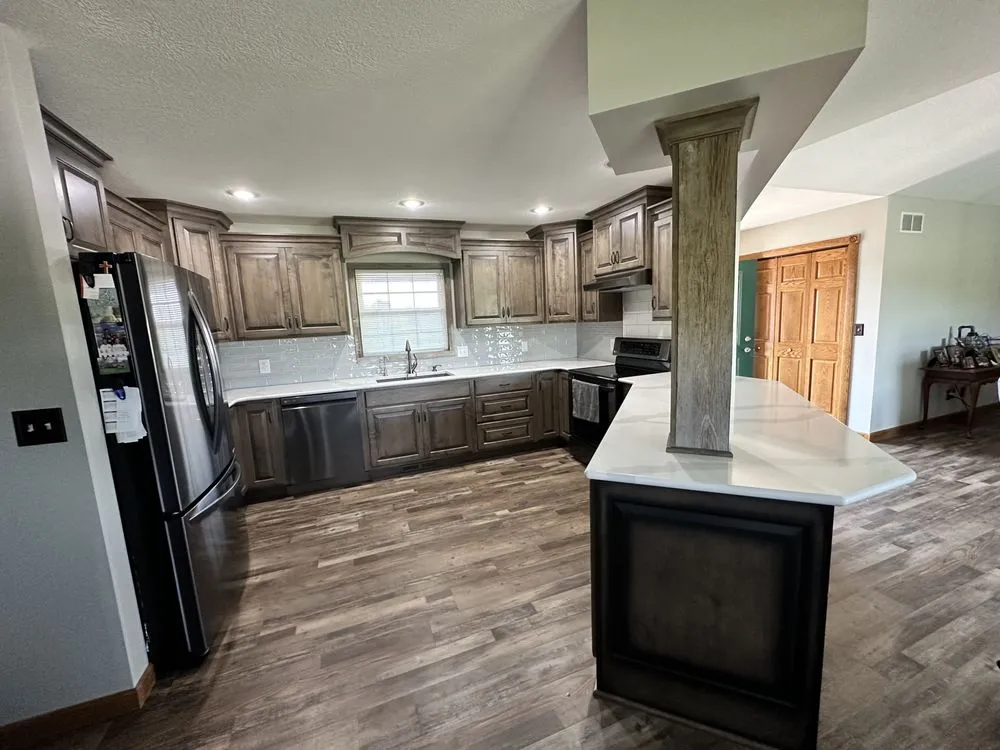 Slide of Luxe Construction