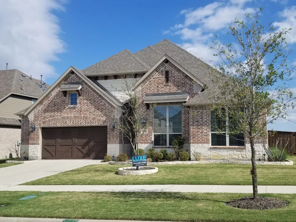 Slide of Luxe Roofing Solutions