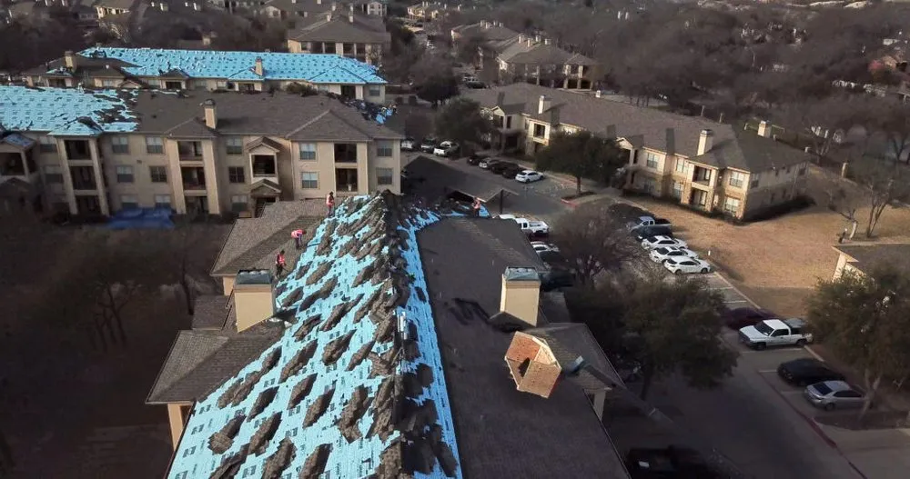 Slide of Luxe Roofing Solutions