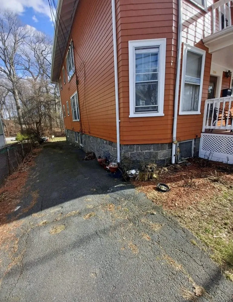 Slide of Luxury Masonry & Roofing