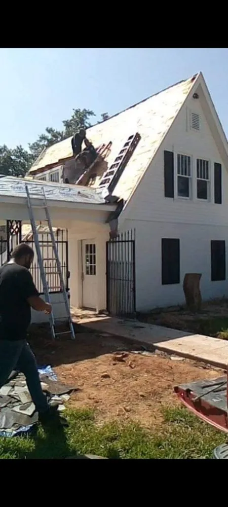 Reliable roof leak repair with free inspection in Smithdale, MS by LV Roofing