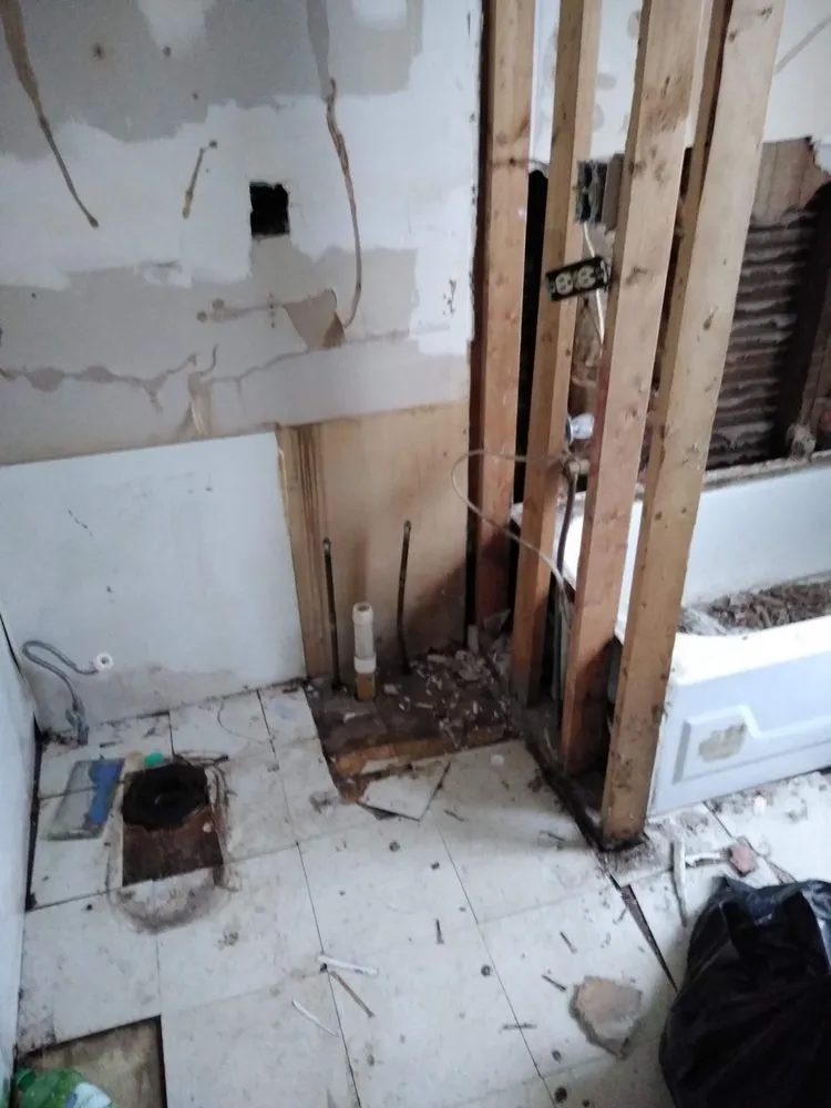 Slide of Lyfe Unlimited