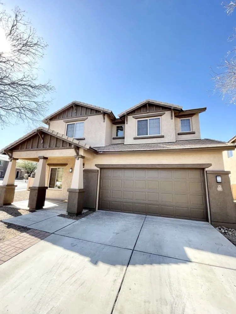 Slide of Lynch Construction